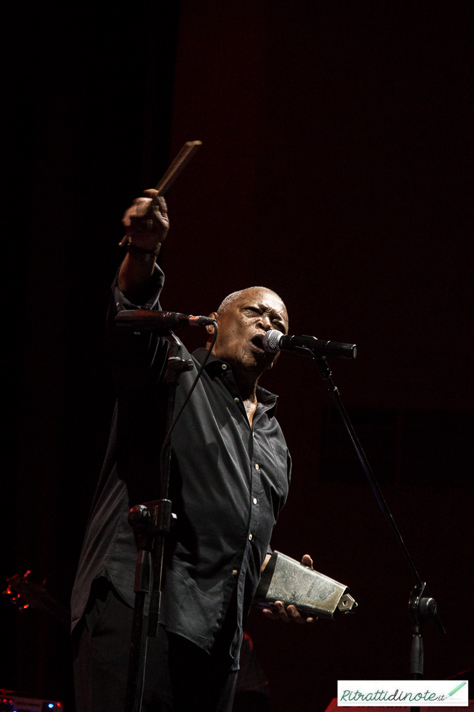 Hugh Masekela & band @ Teatro Mediterraneo Ph Luigi Maffettone