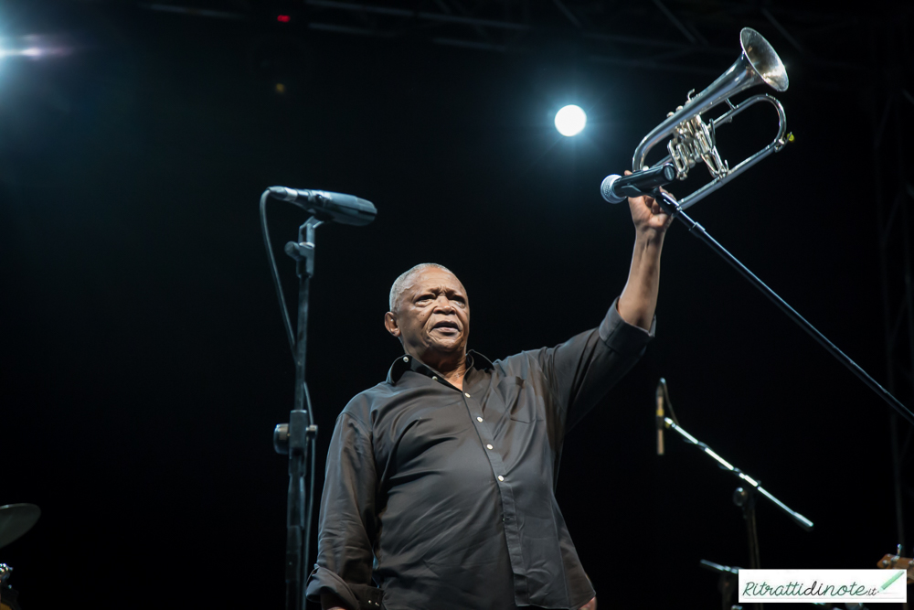 Hugh Masekela & band @ Teatro Mediterraneo Ph Luigi Maffettone