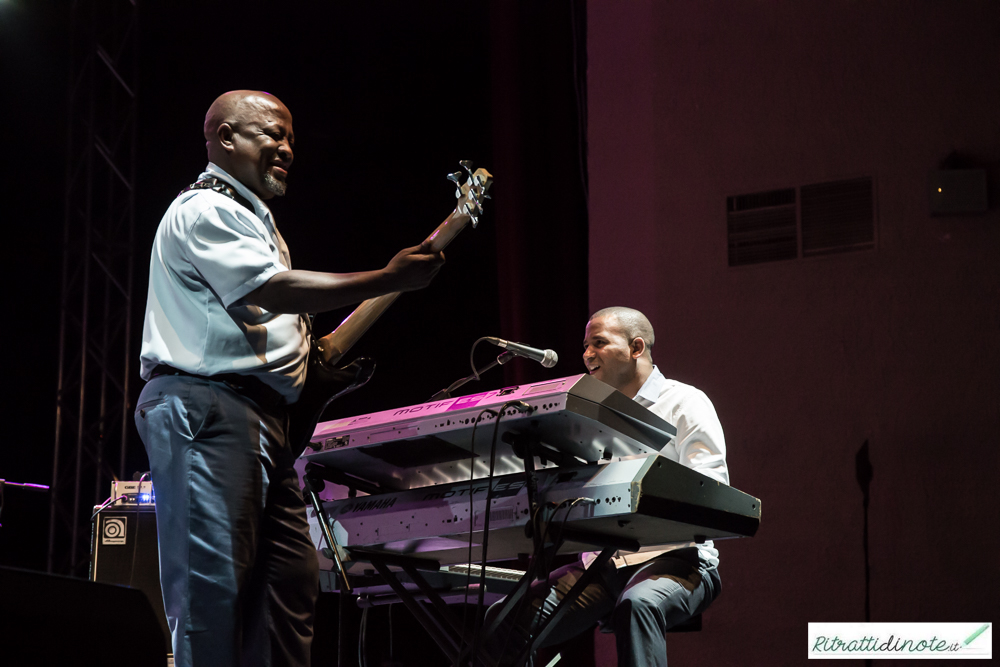 Hugh Masekela & band @ Teatro Mediterraneo Ph Luigi Maffettone