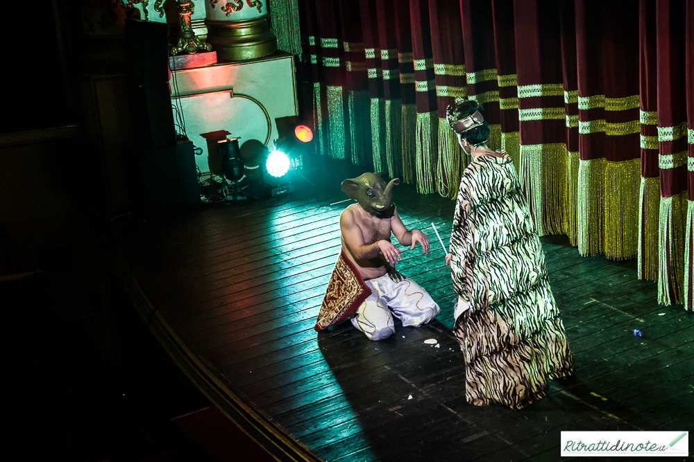 Dignità Autonome di Prostituzione @ Teatro Bellini Ph Luigi Maffettone