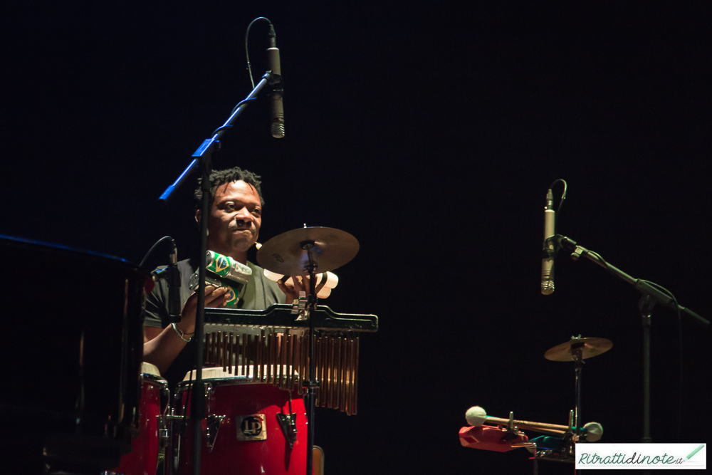 Joe Barbieri live @ Teatro Acacia ph Luigi Maffettone