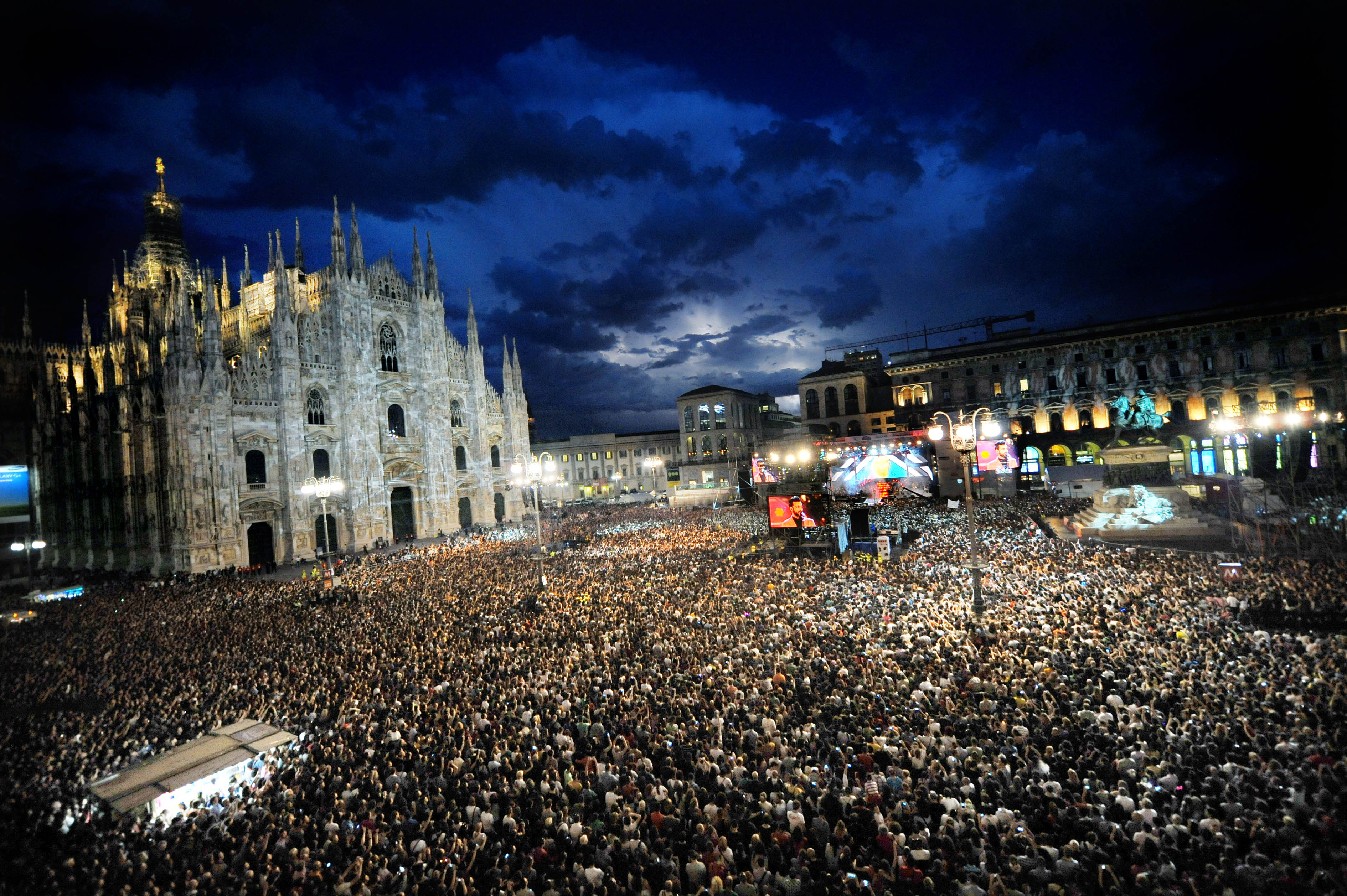 piazza Radio Italia