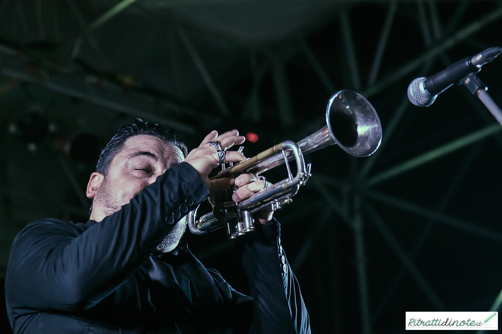 Roy Paci & Aretuska live @ Arenile ph Luigi Maffettone