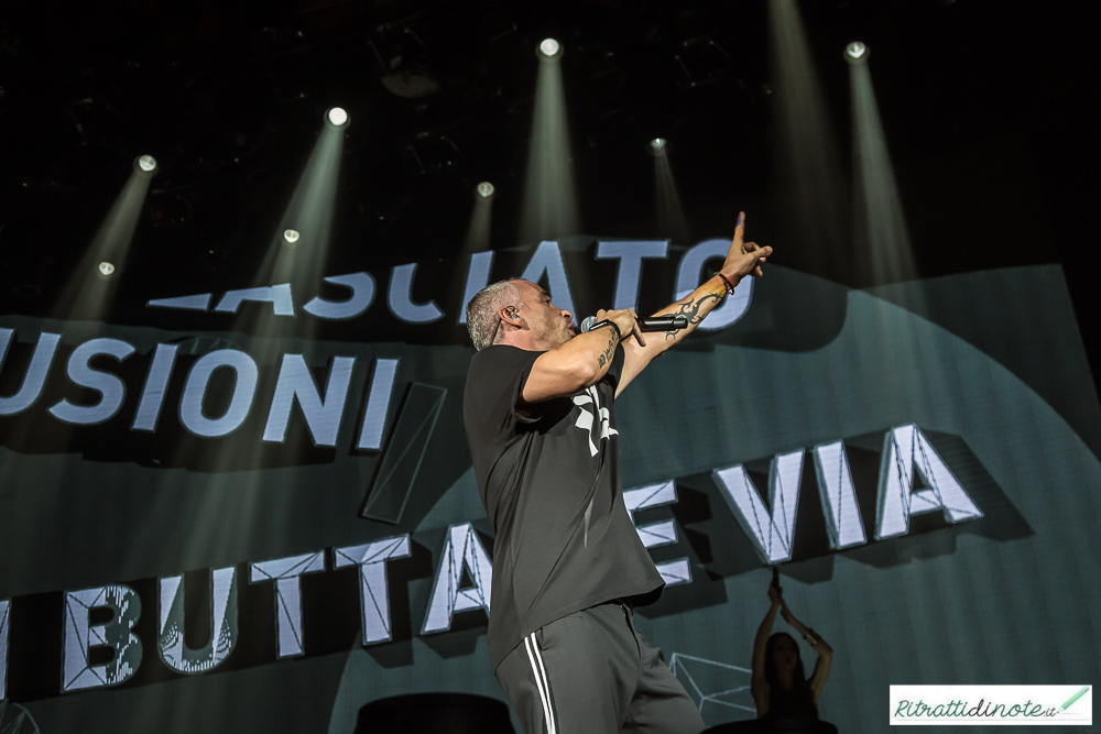 Eros Ramazzotti live ph Luigi Maffettone