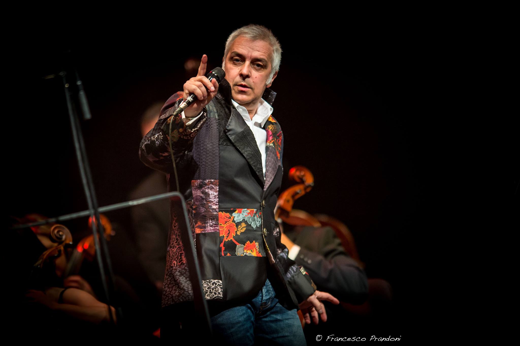 Davide Van De Sfroos live @ Teatro degli Arcimboldi - Milano ph Francesco Prandoni