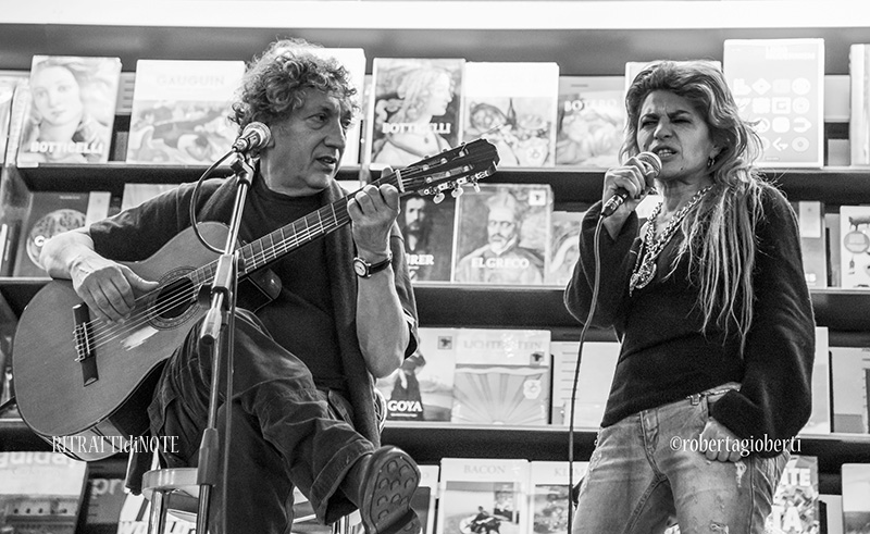 Eugenio Bennato presenta "Canzoni di contrabbando" ph Roberta Gioberti