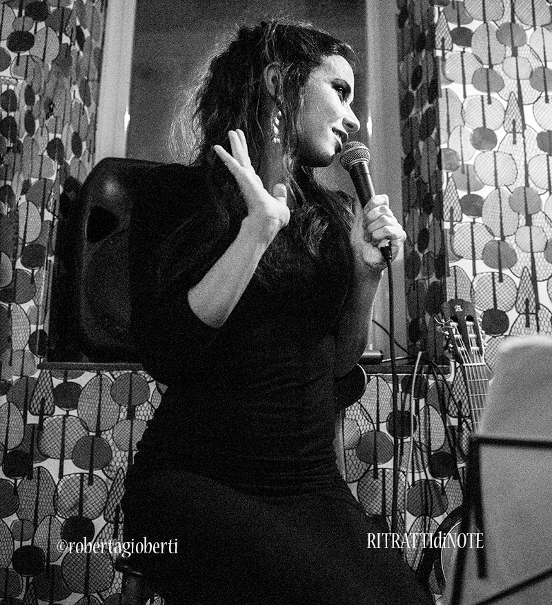 Lavinia Mancusi live @ Comò Bistrot ph Roberta Gioberti