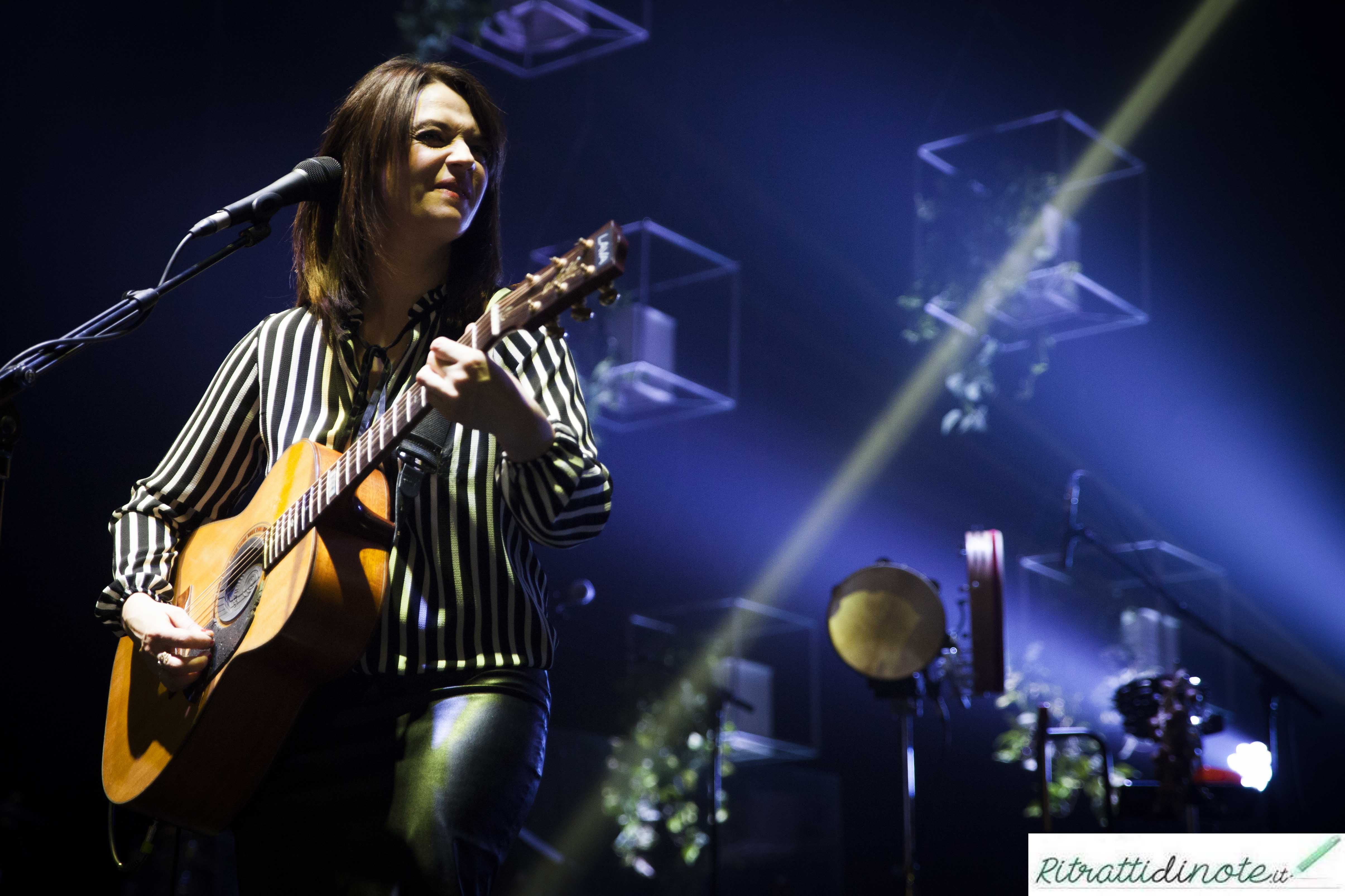 Carmen Consoli live @ Teatro Augusteo ph Anna Vilardi