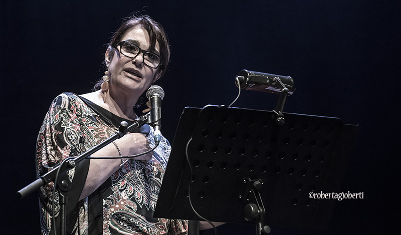 Roberto Vecchioni e Daria Colombo "La forza delle donne" ph Roberta Gioberti