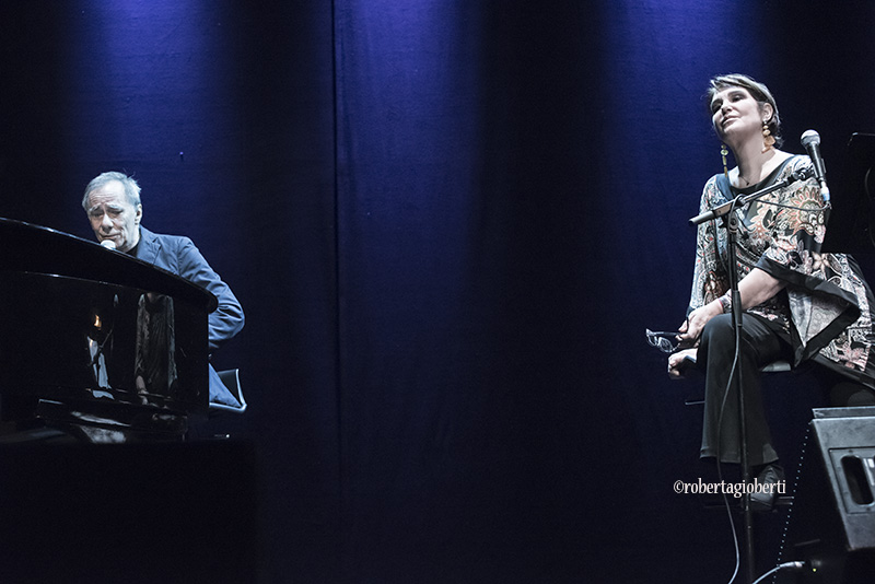 Roberto Vecchioni e Daria Colombo "La forza delle donne" ph Roberta Gioberti