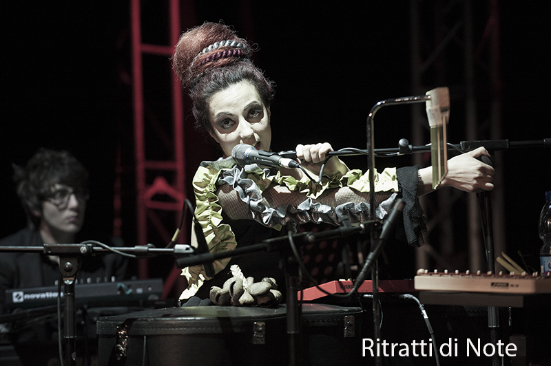 Daiana Lou live -Roma ph Maria Luisa Avella